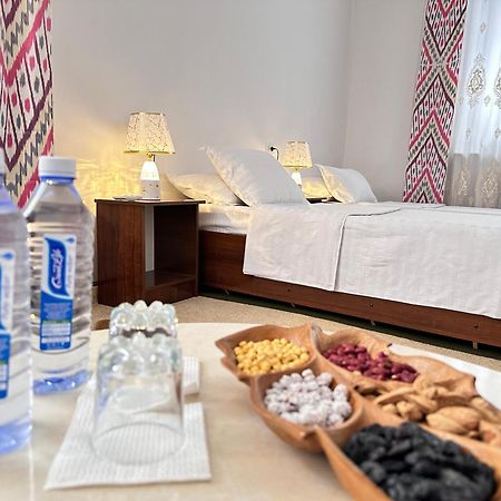 Bed and Breakfast Gold Хіва Екстер'єр фото