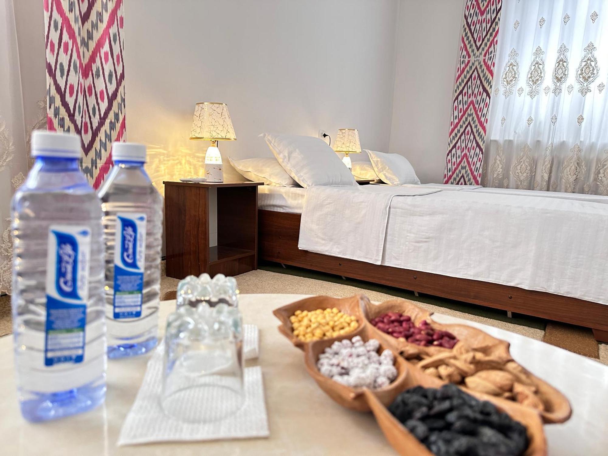 Bed and Breakfast Gold Хіва Екстер'єр фото